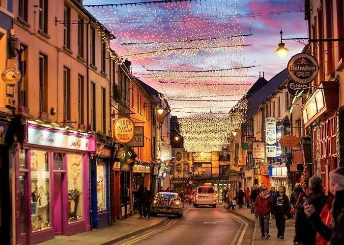 Location, Location! Gorgeous 1 Bed Apt- * Килларни